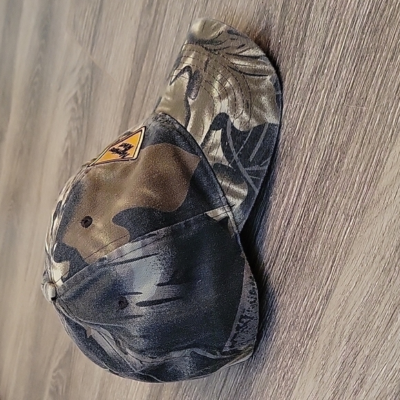 Vintage Camo Nations Rent Hat - Picture 3 of 10